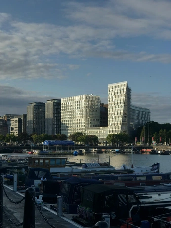 A cover of "Matte LAKE" cluster. The owner is blackroster. The cluster consists of 16 elements.