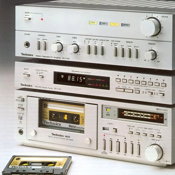 A cover of "Hardware" cluster. The owner is rmunozan. The cluster consists of 11 elements.