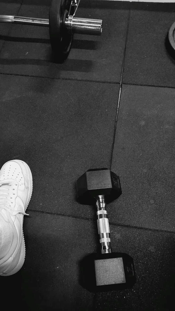 A cover of "Fitness spo" cluster. The owner is chaychaychay. The cluster consists of 17 elements.