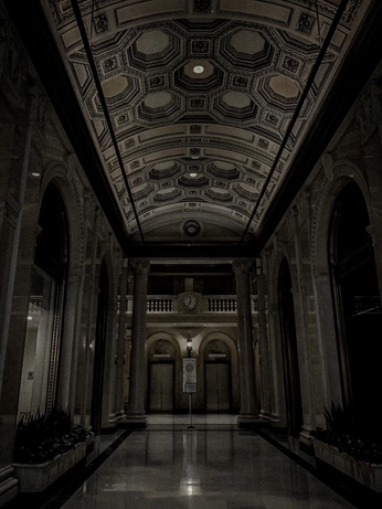 A cover of "Academia" cluster. The owner is iuliahas.ideas. The cluster consists of 5 elements.