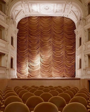 A cover of "MM" cluster. The owner is beatriiizzzzz. The cluster consists of 10 elements.