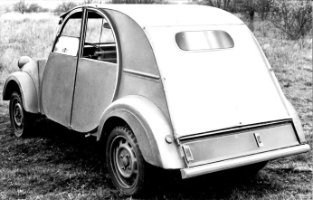 A cover of "TPV 1939 - repro Citroën" cluster. The owner is simca1000. The cluster consists of 1 element.