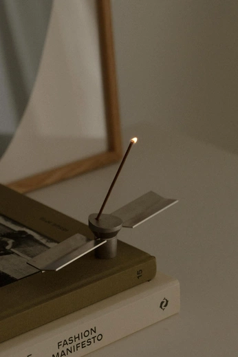 A cover of "Whispering Zephyr" cluster. The owner is bettychin. The cluster consists of 1 element.