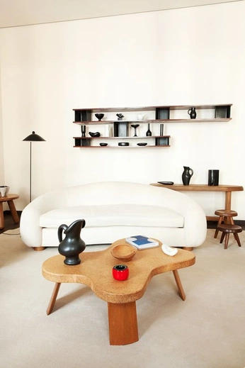 A cover of "H&A" cluster. The owner is vasaii. The cluster consists of 13 elements.