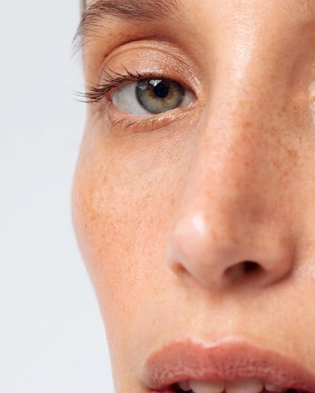 A cover of "PRESENTATIONS" cluster. The owner is elleverso. The cluster consists of 24 elements.