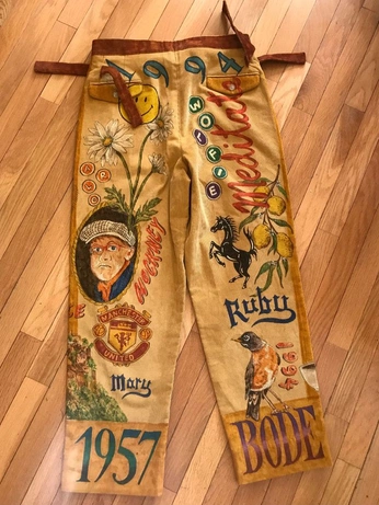 A cover of "Avant Garde" cluster. The owner is natalychristy. The cluster consists of 4 elements.