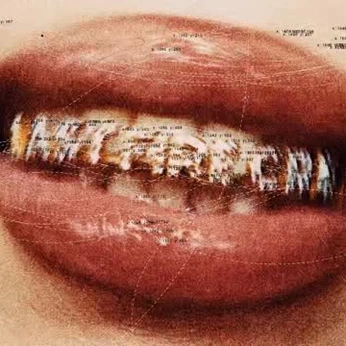 A cover of "EYECANDY" cluster. The owner is version.finale. The cluster consists of 15 elements.