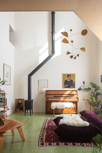 A cover of "inspo eclectico" cluster. The owner is candcegna. The cluster consists of 10 elements.