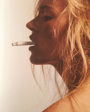 A cover of "kk" cluster. The owner is pinkasgirll. The cluster consists of 2 elements.