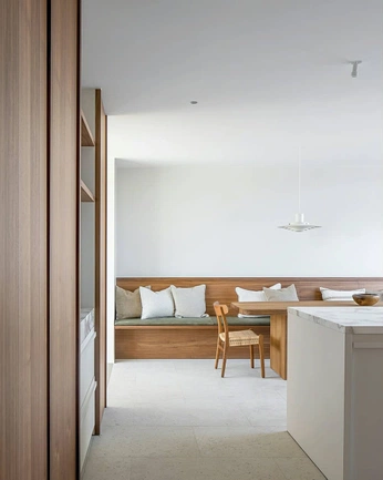 A cover of "home" cluster. The owner is emilybab. The cluster consists of 3 elements.