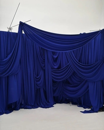 A cover of "Blue" cluster. The owner is avelawhite. The cluster consists of 6 elements.