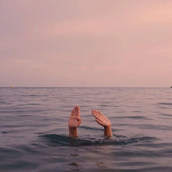 A cover of "shots" cluster. The owner is yousuf. The cluster consists of 39 elements.