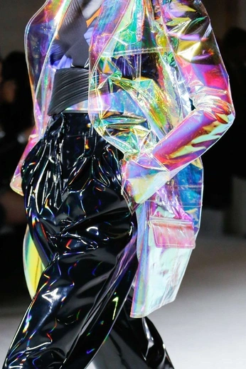 A cover of "aesthetics perchnace" cluster. The owner is silent.prince17. The cluster consists of 5 elements.