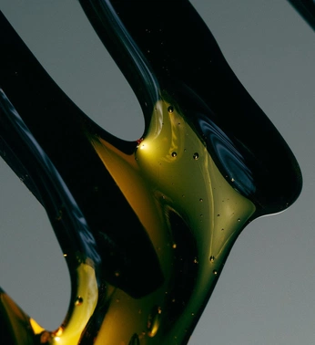 A cover of "Hydrocarbons" cluster. The owner is kiyviz. The cluster description is "Images of coal, oil, and natural gas.". The cluster consists of 115 elements.