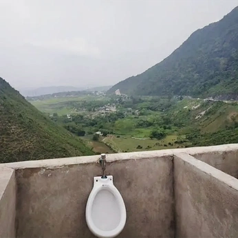 A cover of "Hard" cluster. The owner is bennyyyang. The cluster consists of 147 elements.