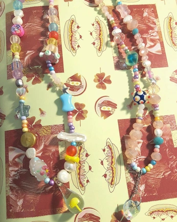 A cover of "Jew" cluster. The owner is kiora. The cluster consists of 11 elements.