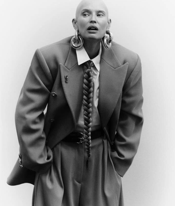 A cover of "THE OFFICE" cluster. The owner is ortnerstudio. The cluster consists of 40 elements.