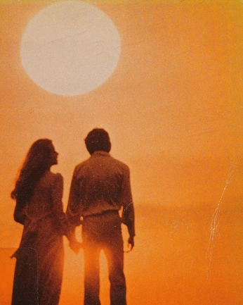 A cover of "Random" cluster. The owner is k4yr4. The cluster consists of 1 element.