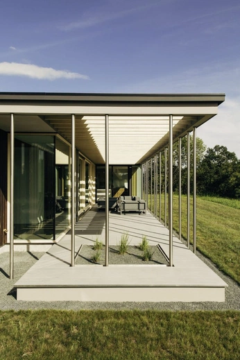 A cover of "refs" cluster. The owner is bezin. The cluster consists of 6 elements.