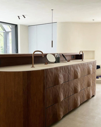 A cover of "Display" cluster. The owner is sarah2castro. The cluster consists of 13 elements.