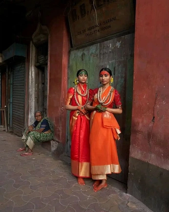 A cover of "India" cluster. The owner is anastaciabijou. The cluster consists of 7 elements.