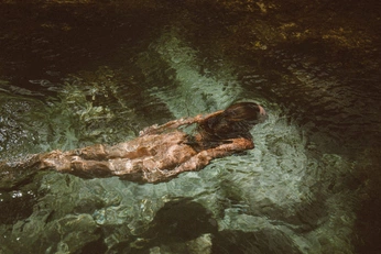 A cover of "connexion" cluster. The owner is sunzi. The cluster consists of 24 elements.