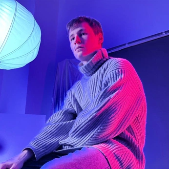 A cover of "портфолио сивака" cluster. The owner is viktorsivak. The cluster description is "процесс важнее результата". The cluster consists of 77 elements.