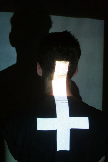 A cover of "jesus is king" cluster. The owner is nutzin. The cluster consists of 17 elements.