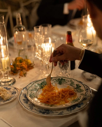 A cover of "Nomad Home" cluster. The owner is kellac. The cluster consists of 26 elements.