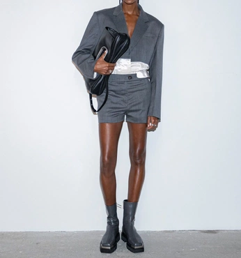 A cover of "new essentials" cluster. The owner is shambhavi.art. The cluster consists of 9 elements.