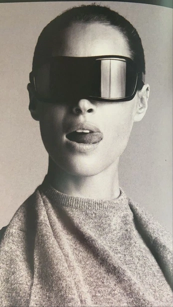 A cover of "fashion" cluster. The owner is kinevestvik. The cluster consists of 23 elements.