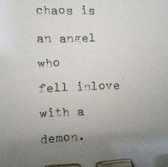 A cover of "Poetic" cluster. The owner is treikawaii66. The cluster consists of 3 elements.