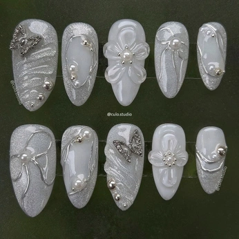 A cover of "nails" cluster. The owner is annikas. The cluster consists of 172 elements.