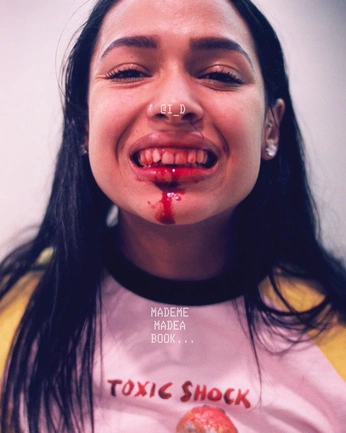 A cover of "Smogg" cluster. The owner is heycosma. The cluster consists of 15 elements.