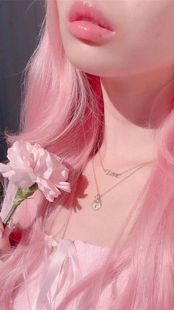 A cover of "Uplifting cites 💐" cluster. The owner is angelblush. The cluster consists of 200 elements.