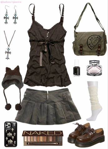 A cover of "Fashion🫶" cluster. The owner is jujuhearts. The cluster consists of 14 elements.