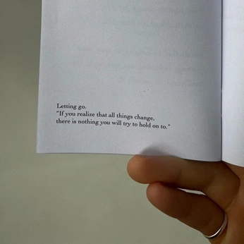 A cover of "E X E R T S" cluster. The owner is twentytwain. The cluster consists of 1 element.