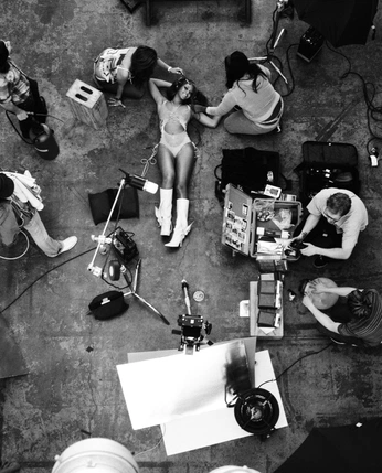 A cover of "Director Bts" cluster. The owner is cannonfort. The cluster consists of 28 elements.