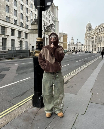 A cover of "Clothes" cluster. The owner is drbird. The cluster consists of 6 elements.