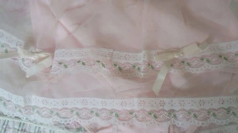 A cover of "doll room" cluster. The owner is ammacrellin. The cluster consists of 24 elements.