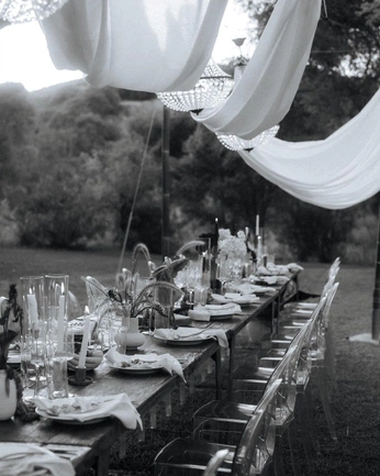 A cover of "Wedding setup" cluster. The owner is personatepaul. The cluster consists of 25 elements.