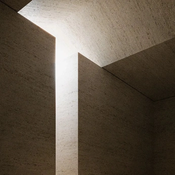 A cover of "Light" cluster. The owner is thenorthstr. The cluster consists of 18 elements.