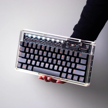 A cover of "Bupple" cluster. The owner is stefaneden. The cluster consists of 15 elements.