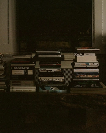 A cover of "Books" cluster. The owner is bootyfruity. The cluster consists of 3 elements.