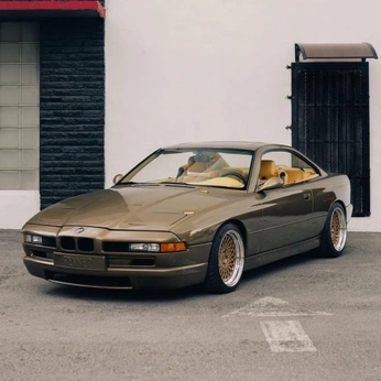 A cover of ".zoom" cluster. The owner is andrsn. The cluster consists of 7 elements.