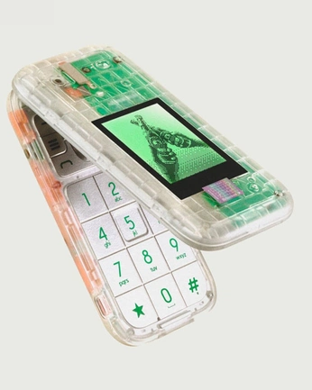 A cover of "flip" cluster. The owner is mydesigns. The cluster consists of 70 elements.