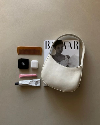 A cover of "Ig" cluster. The owner is audreyhultman. The cluster consists of 1 element.