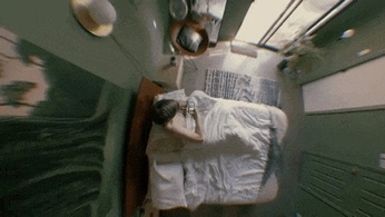 A cover of "infinite zoom" cluster. The owner is amberanywhere. The cluster consists of 3 elements.