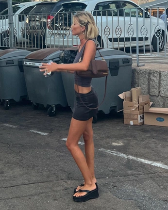 A cover of "Style" cluster. The owner is stellacribar. The cluster consists of 1 element.