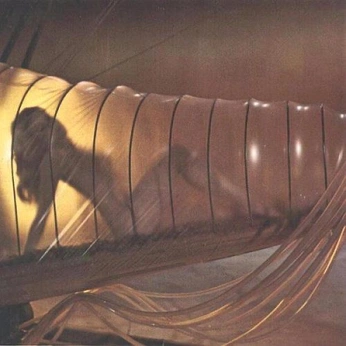 A cover of "U Hold the Key" cluster. The owner is missweenietot. The cluster consists of 16 elements.